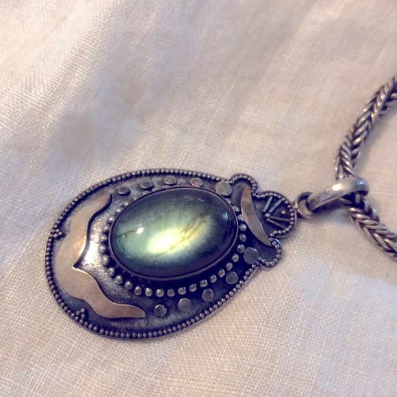 Vintage 925 Sterling Silver 16” Twisted Rope Chain w/1.5” Labradorite Pendant - Picture 2 of 5